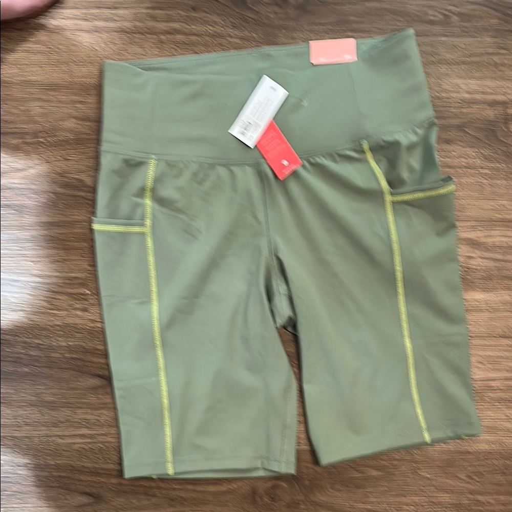 Livi Shorts